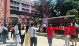 黎明更新最新爆料新闻报道,揭秘娱乐圈幕后真相