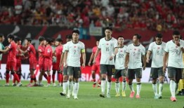 国足大厨爆料新闻视频,揭秘国足备战背后的美食故事