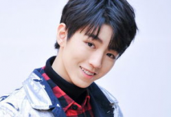 王俊凯无边界爆料视频,揭秘偶像背后的真实生活