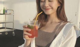 年轻小姐姐爆料网红视频,年轻小姐姐亲述幕后真相